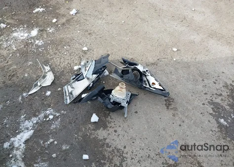 2018 Nissan Pathfinder Sv z USA, uszkodzony, nr VIN 5N1DR2MN6JC637351